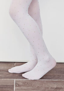 גרביונים לילדה